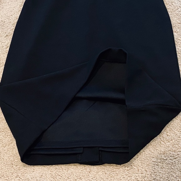 Banana Republic Dress w/ Thin Front Keyhole - Picture 10 of 16